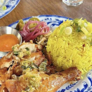 Halal-Certified Chicken on Vietnam Hải Nam Rice