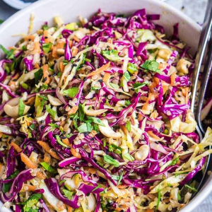Halal-Certified Chicken Slaw Salad / Gỏi G&agrave; Bắp Cải