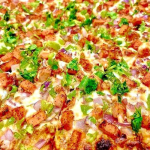 Tandoori Paneer Pizza