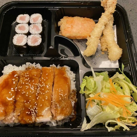 Kiku Bento Box D (Chicken)