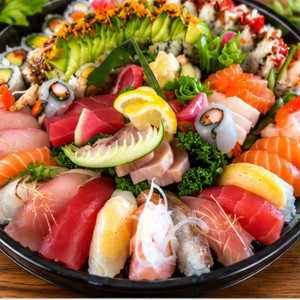 Sashimi & Sushi & Maki