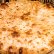 Garlic Bread (Pie Style) with Cheese