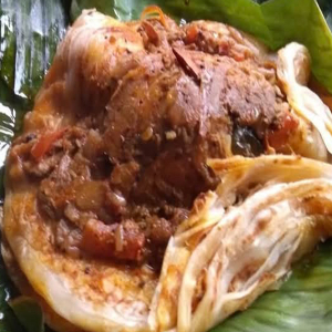 Chicken Kizhi Parotta (2 pcs)