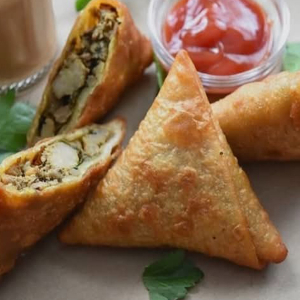 Chicken Samosa (2 pcs)