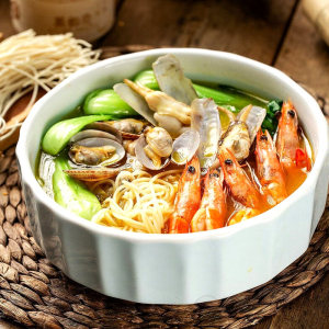 Seafood Beef Noodles 海鲜拉面 