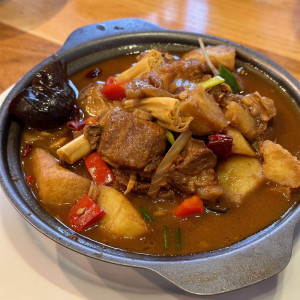 Special Recommended Clay Pot Rice Dishes 特别推荐煲类