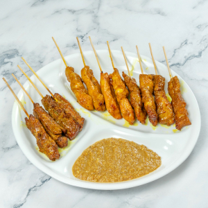 6. BBQ Satay (Pork, Beef, Chicken) 爐 燒 沙 爹 (豬, 牛, 雞)