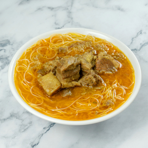 29. Curry Beef Vermicelli / Noodle in Soup 咖喱牛腩湯米粉/麵