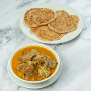 17. Prata Bread with Curry Beef 星 州 特 色 薄 餅 跟咖哩牛腩