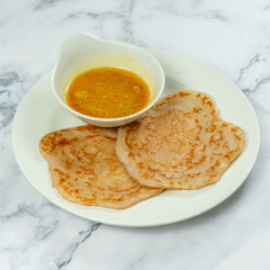 31. Prata Bread with Curry Sauce 淨 薄 餅 配 咖 喱 汁