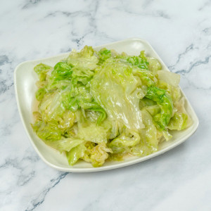 22. Stir Fried Lettuce with Garlic 蒜 蓉 生 菜