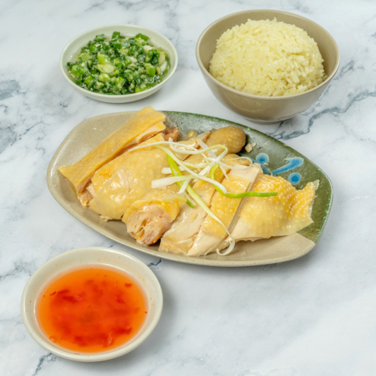 5. Single Order of Free Range Hainanese Chicken with Rice 一客海南走地雞連一碗油飯