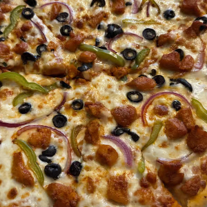 Chicken Tikka Pizza