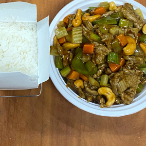 B3. Beef with Cashew Nut