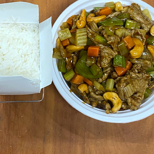 B3. Beef with Cashew Nut