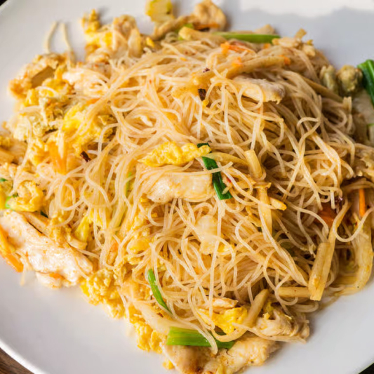 N2. Singapore Rice Noodles