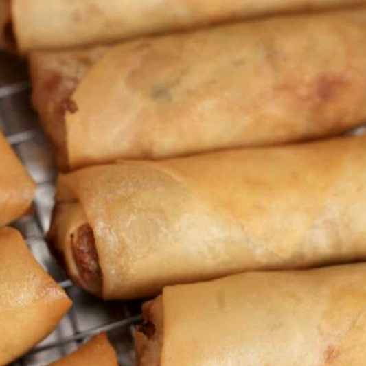 Egg Rolls (2 pcs)