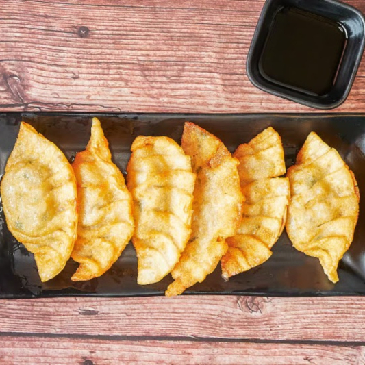 House Fried Dumplings (4 pcs)