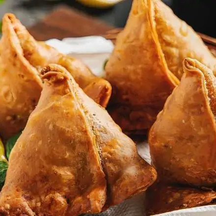 Samosas (2 pcs)