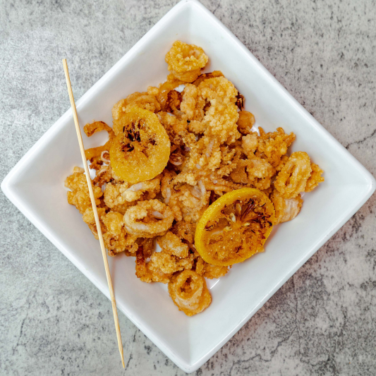S4. Fried Calamari / Mực Chiên Giòn