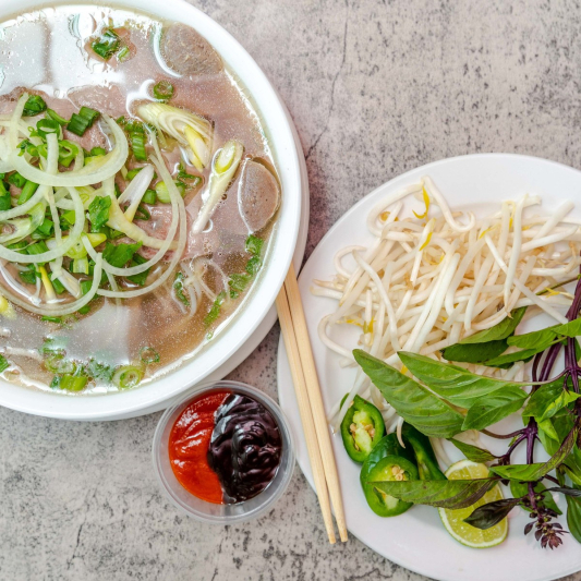 M1. Beef Pho / Tái, Bò Viên