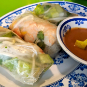 16. Shrimp Fresh Salad Rolls (2-4 pcs)