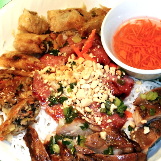 47. Lemongrass Meat Combo