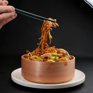 Braised String Bean with Noodles 笼王焖面