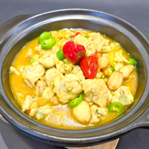 Spicy Bullfrog in Casserole 砂锅馋嘴牛蛙