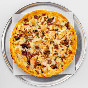 Chicken Alfredo Pizza