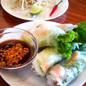 Fresh Roll with Shrimp and Pork (2 pcs) (Peanuts!)