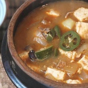 Dwen Jang Jjigae