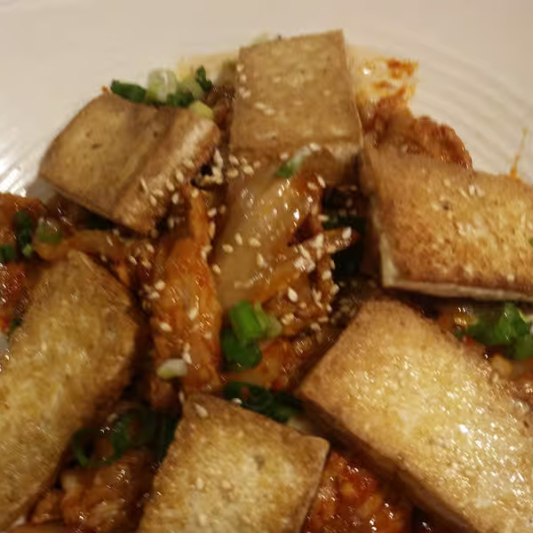 Kimchi Jeyuk Tofu