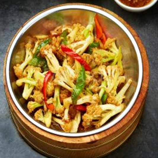 Large Plate of Cauliflower 大盘花菜 