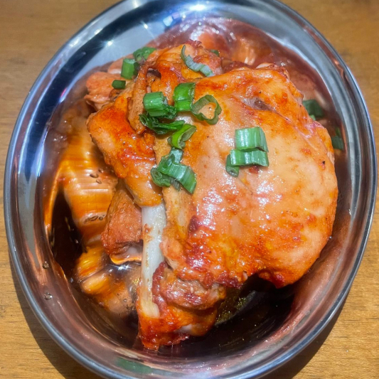 Tandoori Chicken Leg and Thai (3 pcs)