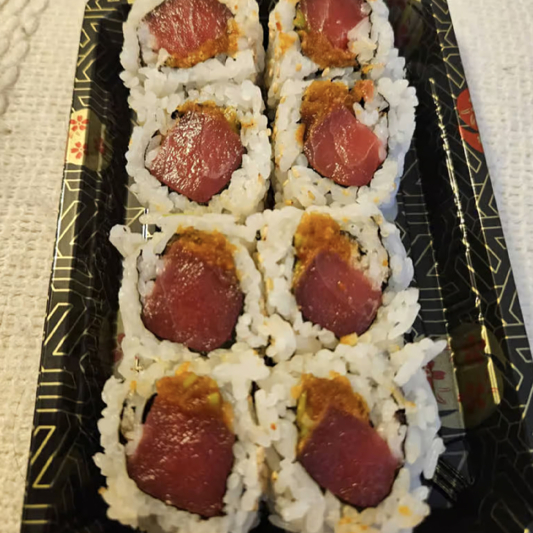 46. Tuna Spicy Crunch Roll (8 pcs)