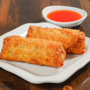 Chicken Egg Rolls (2 pcs)
