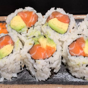 Salmon & Avocado Roll