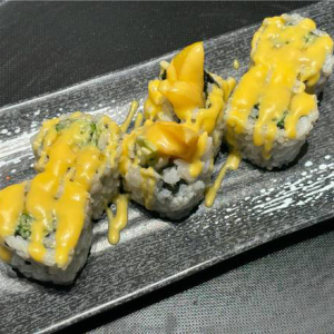 Mango Roll (6 pcs)