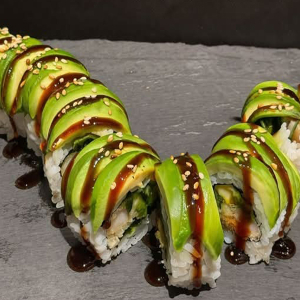 Green Dragon Roll (8 pcs)
