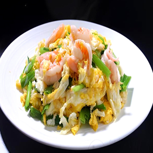 Rice Noodle with Shrimp & Scramble Egg 滑蛋虾仁炒河