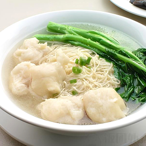 Squid Balls Rice Noodle Soup 墨鱼丸汤河