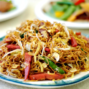 Fried Noodle with Mixed Meat 三丝炒面
