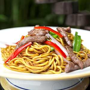 Fried Noodle with Beef & Vegetables 时菜牛炒面
