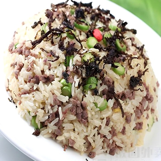 Fried Rice with Minced Beef & Preserved Olive Leaves 榄菜牛松炒饭