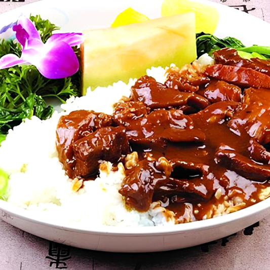 Veggie with Beef Brisket on Rice 牛腩饭