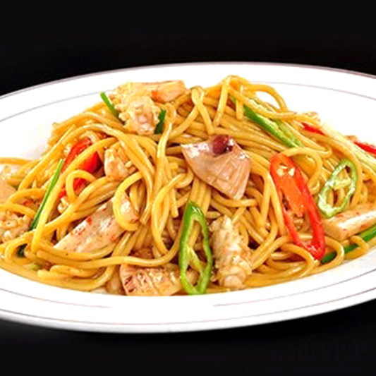 Fried Noodle with Seafood 海鲜炒面