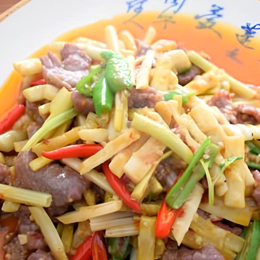 Beef with Cabbage & Bamboo Shoots 椰菜笋片炒牛肉