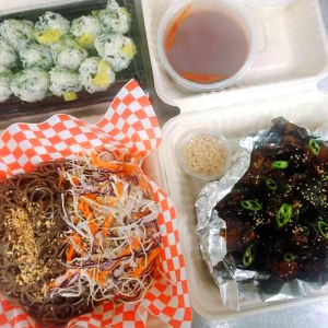 Spicy Jokbal + Spicy Cold Noodles (막국수 ) 