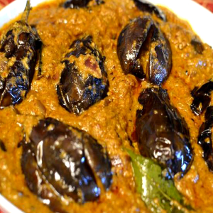 Indian Eggplant Curry (Gutti Vankaya Kura)